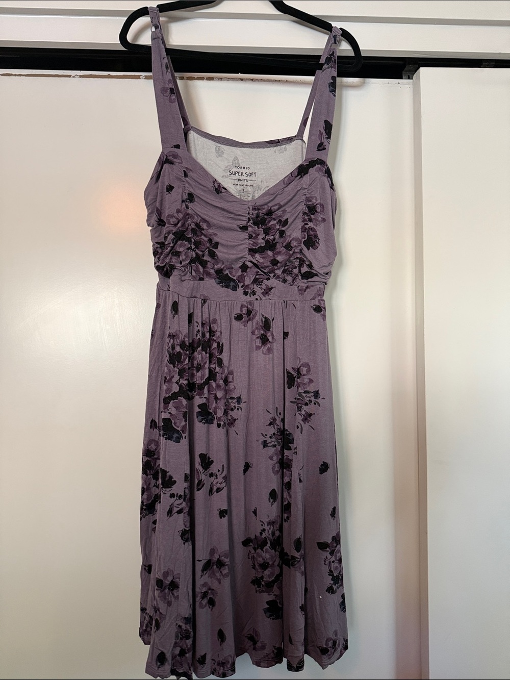 torrid Lavender Floral Ruched Midi Dress with Black Print
